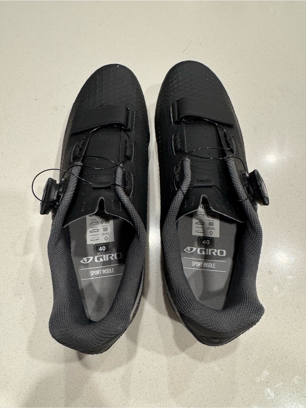 Giro Black Cycling Shoes with BOA Dial - Picture 4 of 4